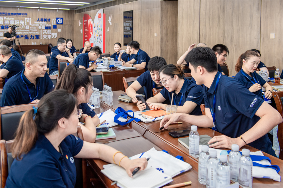 第三段前做滑動(dòng) (3).jpg 第三段前做滑動(dòng) (3).jpg