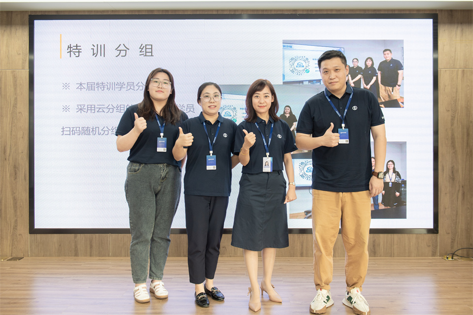 三張做滑動(dòng) (2).jpg 三張做滑動(dòng) (2).jpg