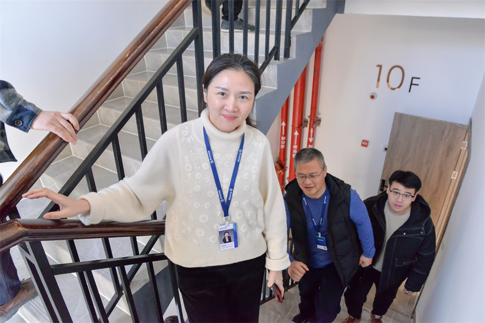 登高 3).jpg 登高 3).jpg